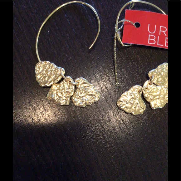 urban blessings hammered leaflet hoops - Picture 1 of 2